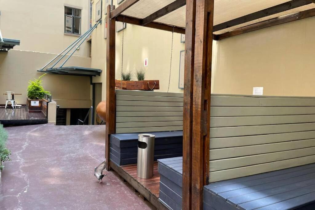 Mabungubwe Hotel Apartments - Home Away From Home Johannesburg Exterior photo